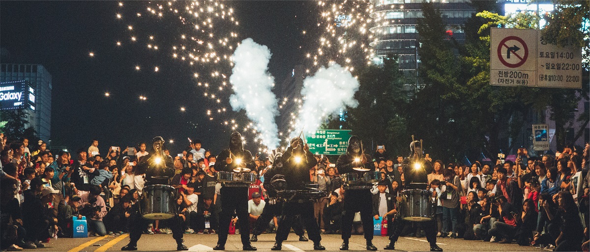 ZIP_180616_PER_Su a Feu 1200x514 Singapore Night Festival 2018