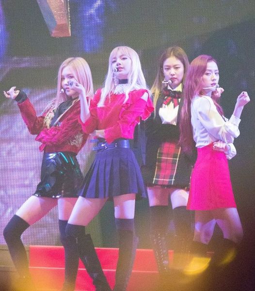 Black_Pink_on_Melon_Music_Awards_2016