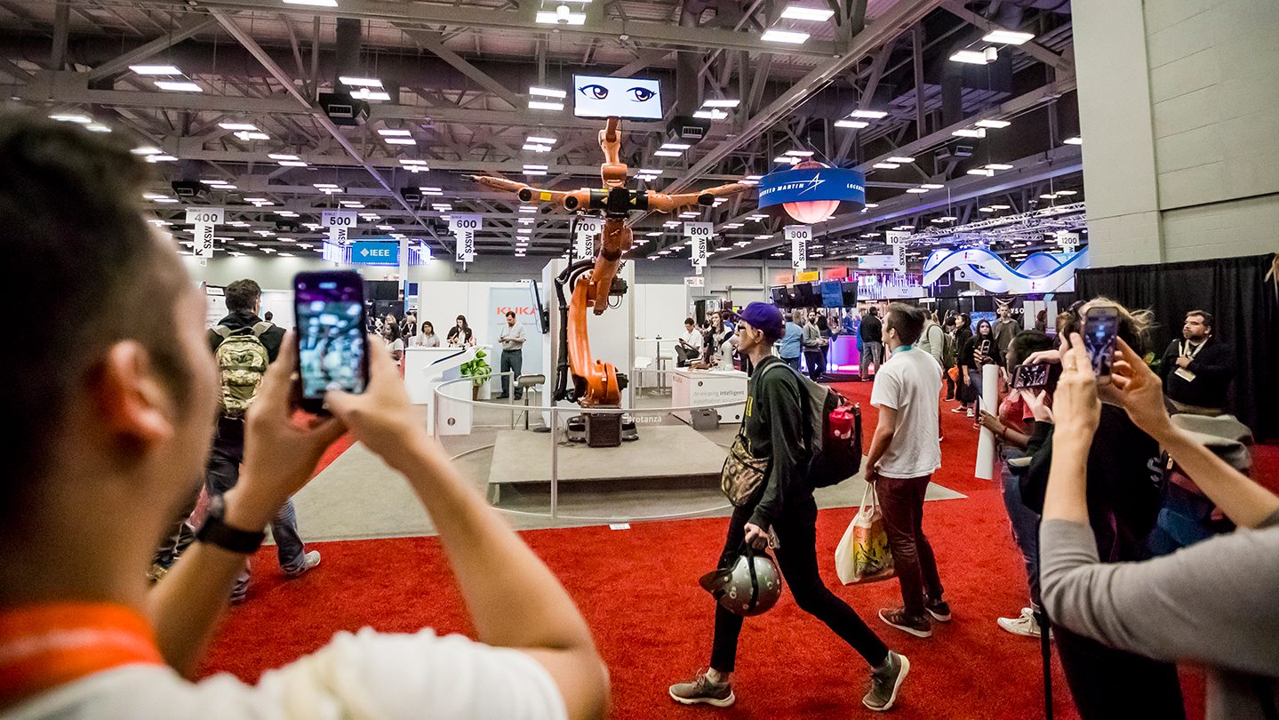 SXSW-exhibitions-ts-photo-by-aaron-rogosin-1439x810 SXSW 2019