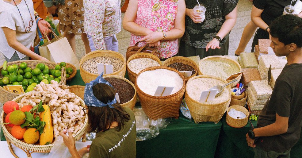 K Village Farmers' Market